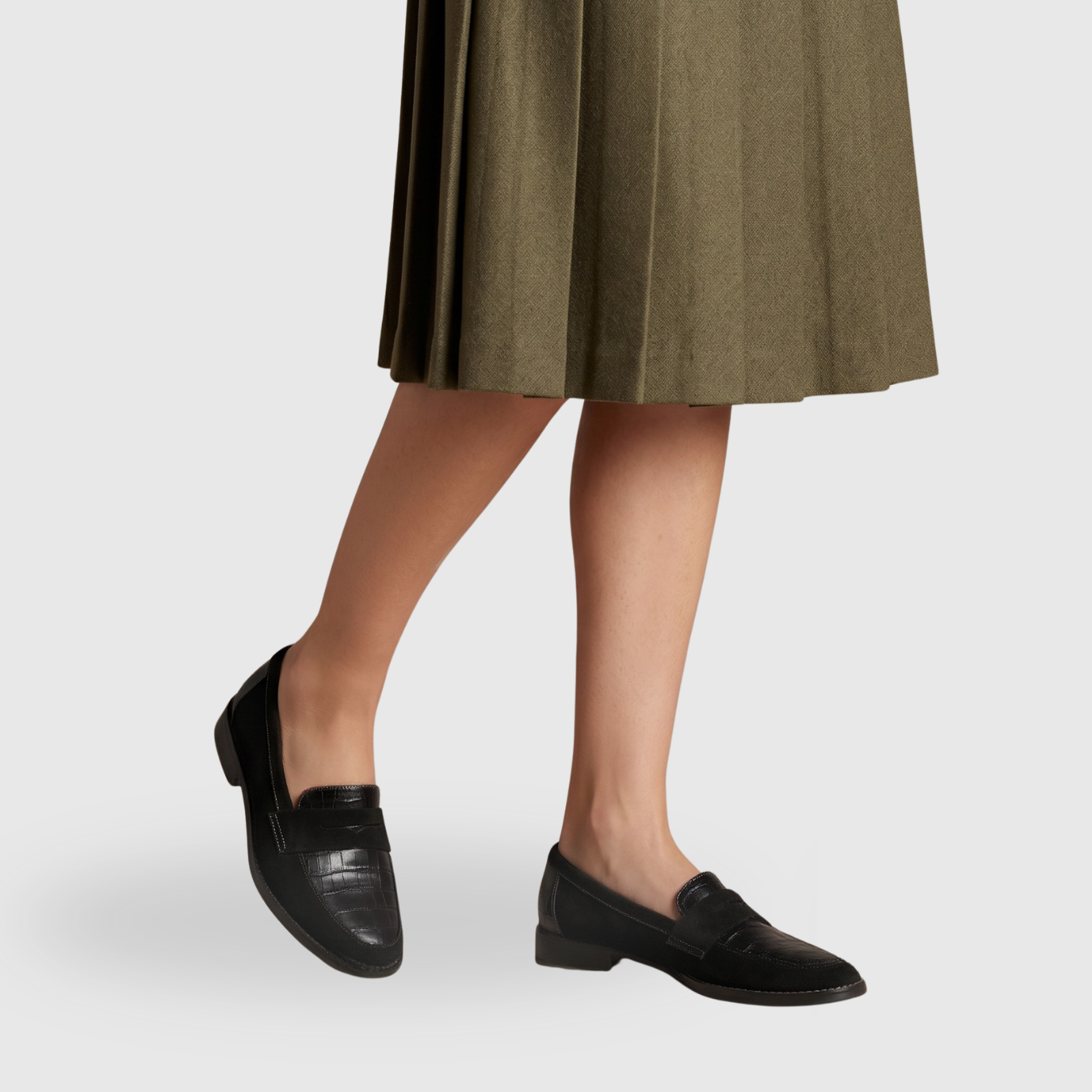 Mocassins femme effet croco sans lacets style mule élégante