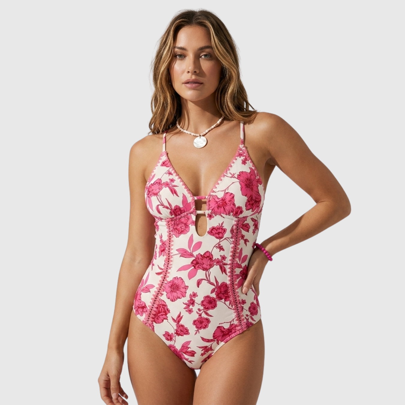 Maillot de bain une pièce femme imprimé floral avec décolleté plongeant