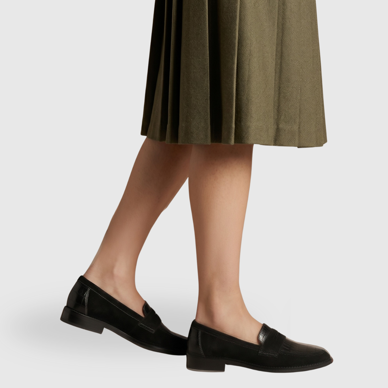 Mocassins femme effet croco sans lacets style mule élégante