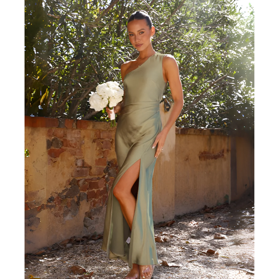Robe longue femme asymétrique encolure élégante sculptée