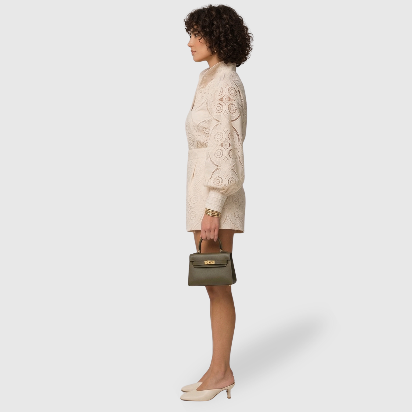 Ensemble femme dentelle deux pièces top et jupe coupe ajustée élégant