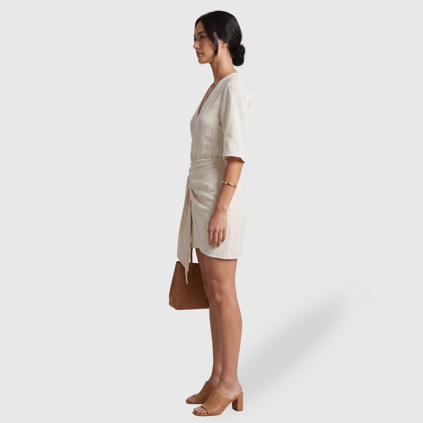 Robe portefeuille femme courte col V manches courtes ourlet asymétrique