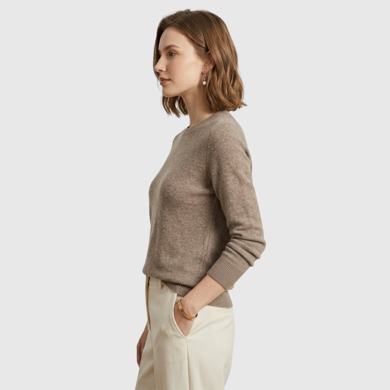 Pull femme cachemire col rond manches longues coupe droite