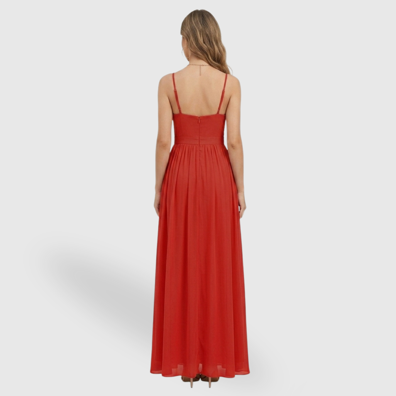 Robe de cérémonie femme longue mousseline bretelles décolleté plongeant