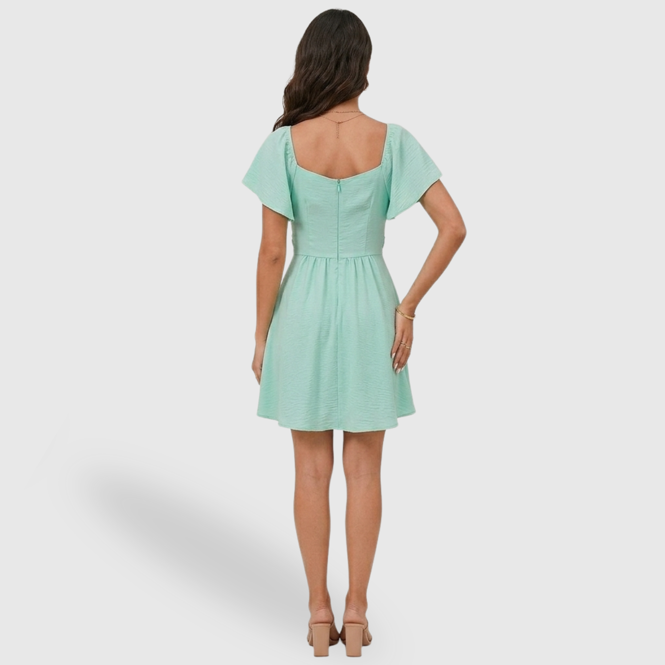 Robe courte femme col cœur manches volantées coupe évasée fluide