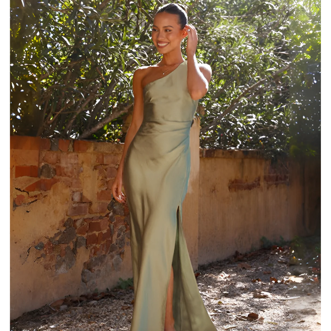 Robe longue femme asymétrique encolure élégante sculptée