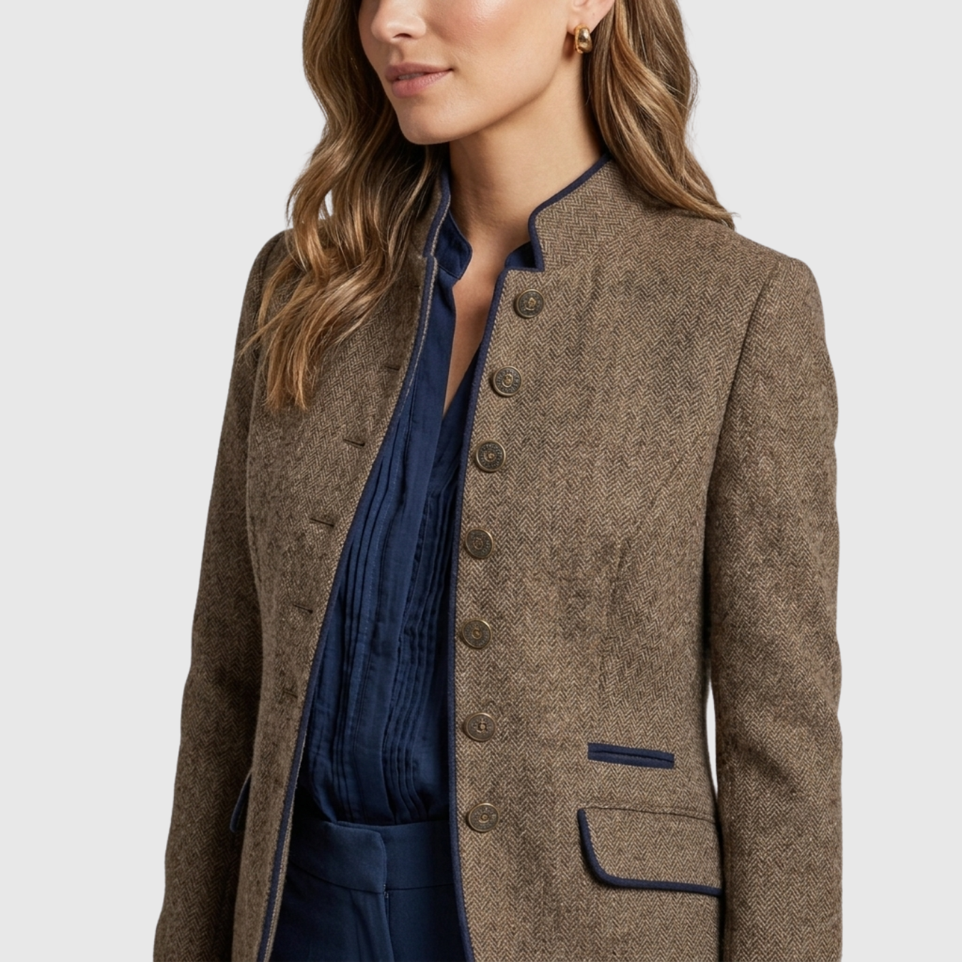 Blazer femme col montant coupe ajustée fermeture boutonnée