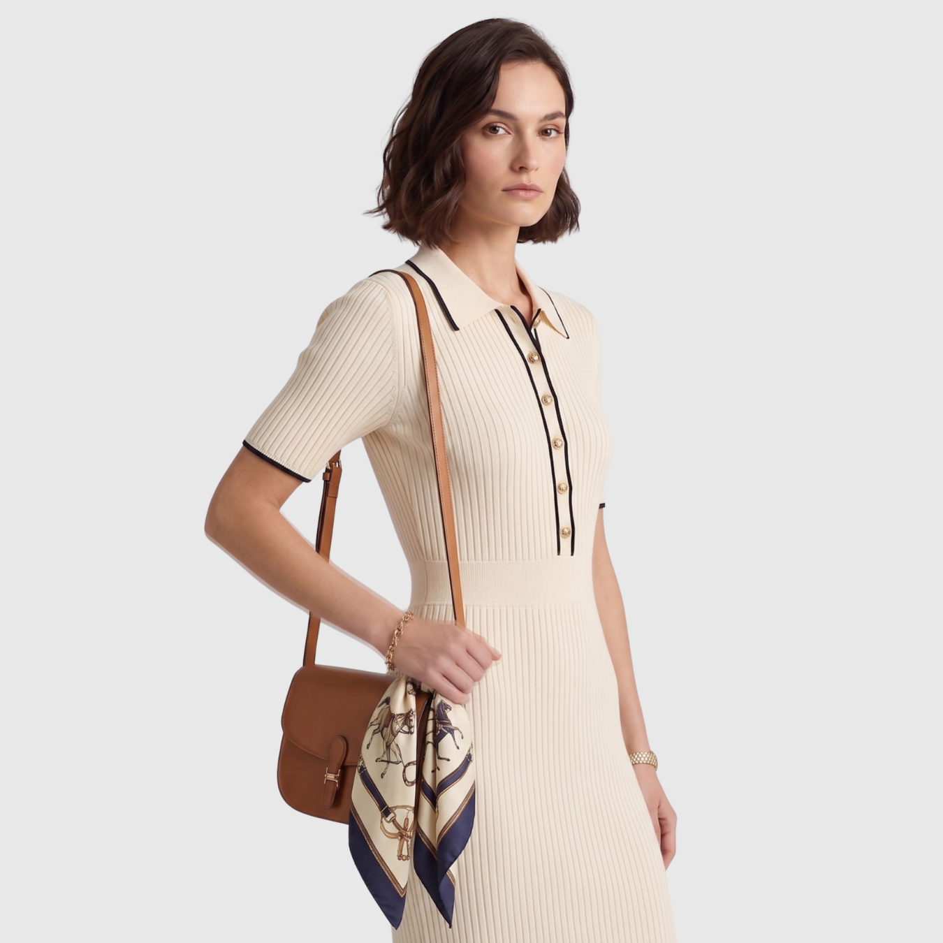 Robe midi femme maille col polo manches courtes coupe ajustée