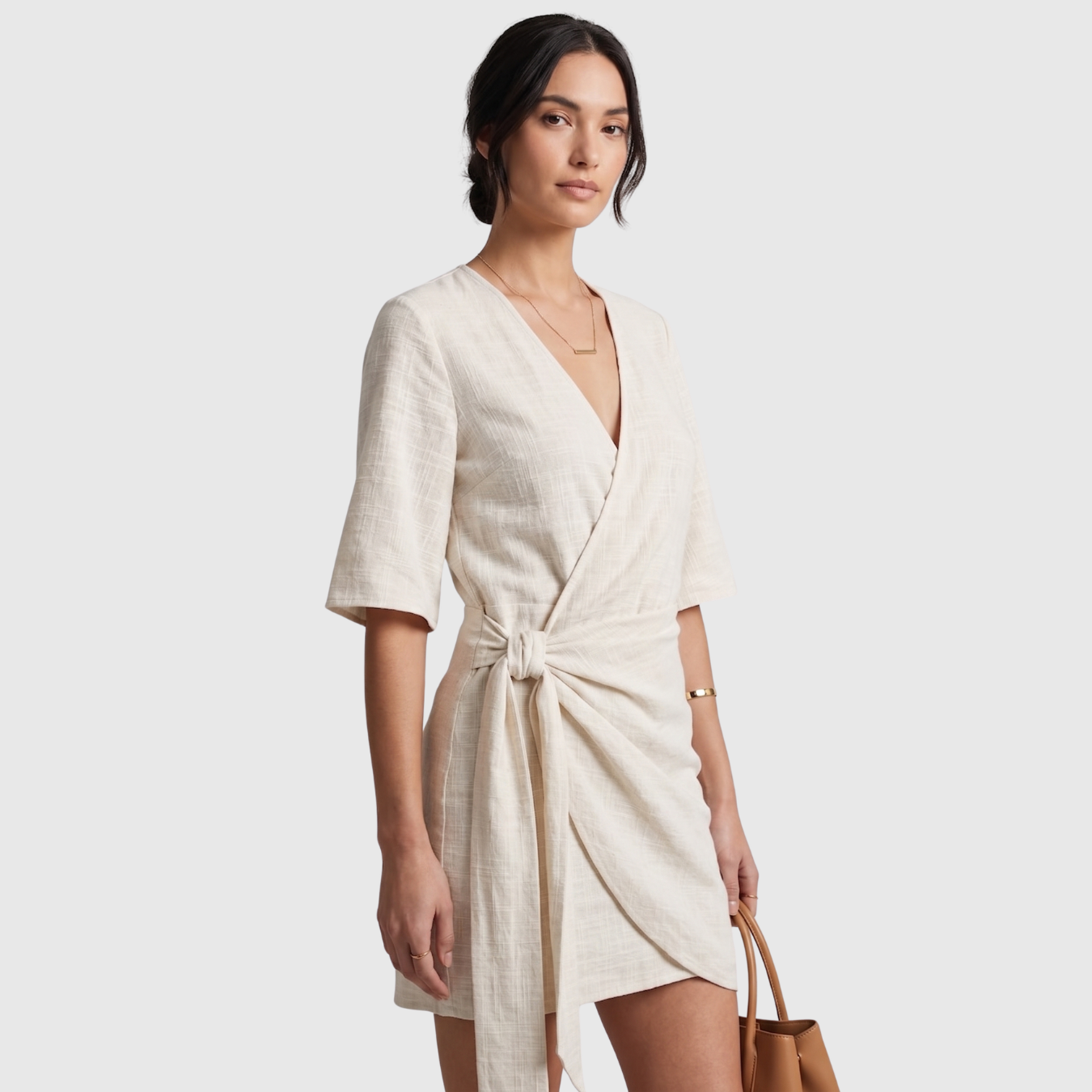 Robe portefeuille femme courte col V manches courtes ourlet asymétrique