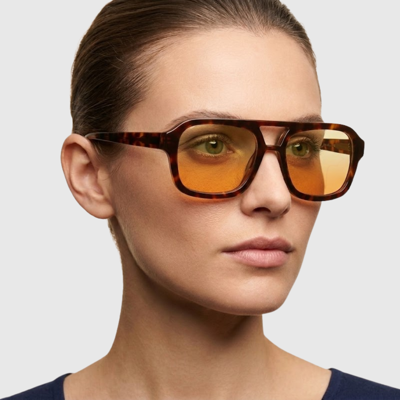 Lunettes de soleil femme protection UV monture épaisse style oversized tendance