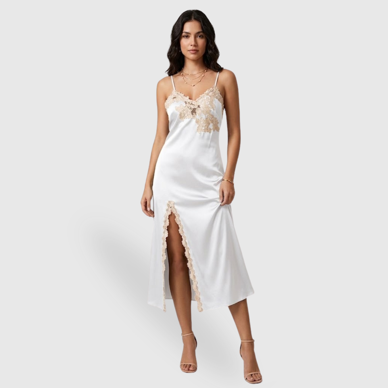Nuisette satin femme robe de nuit bretelles fines dos nu longueur midi