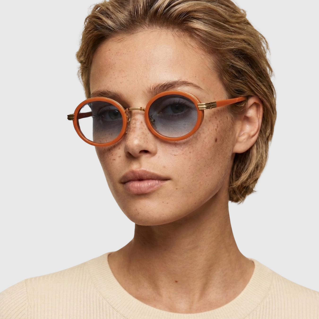 Lunettes de soleil femme monture carrée verres teintés protection UV style oversize