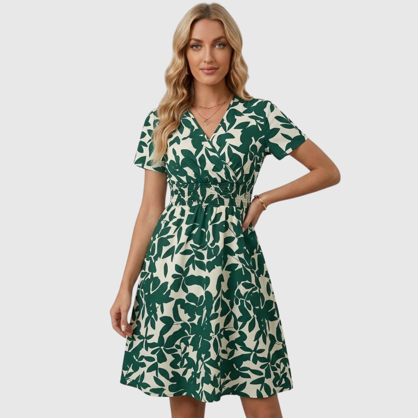Robe femme col V imprimée coupe fluide manches courtes élégante