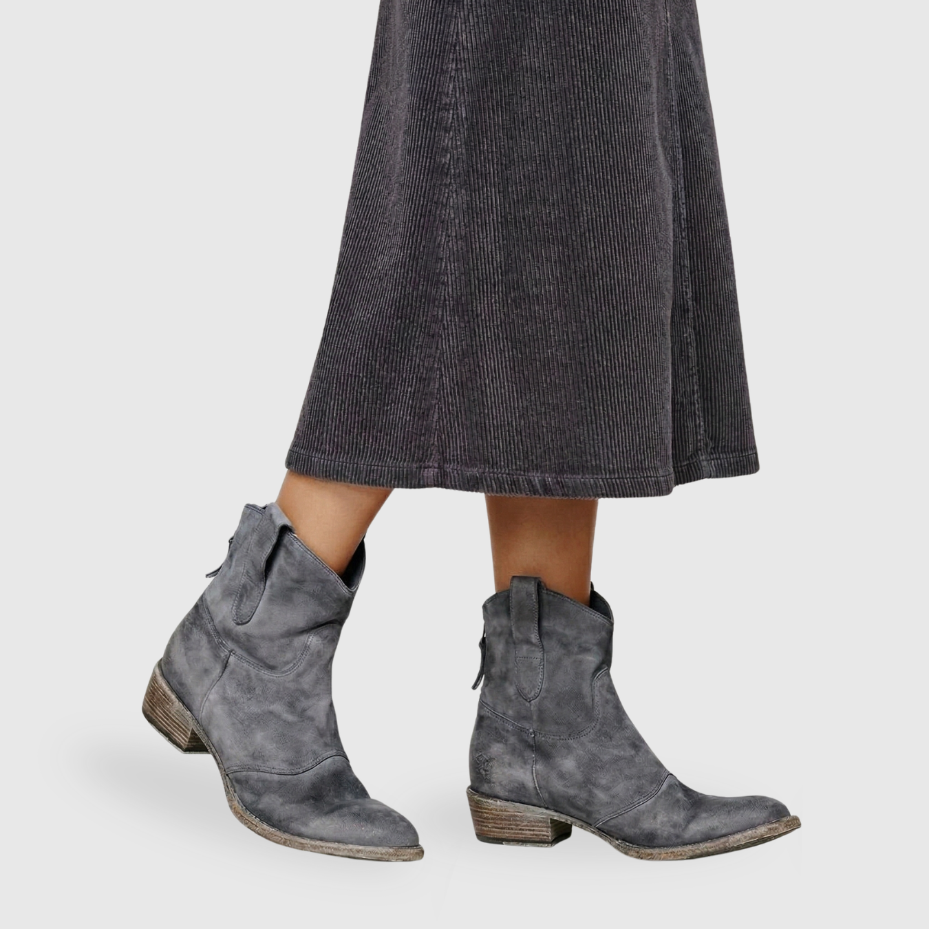 Bottines western femme bout pointu talon bas à enfiler style cowboy