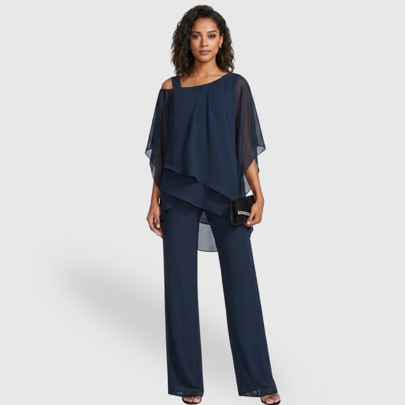 Combinaison femme épaules dénudées pantalon large coupe fluide