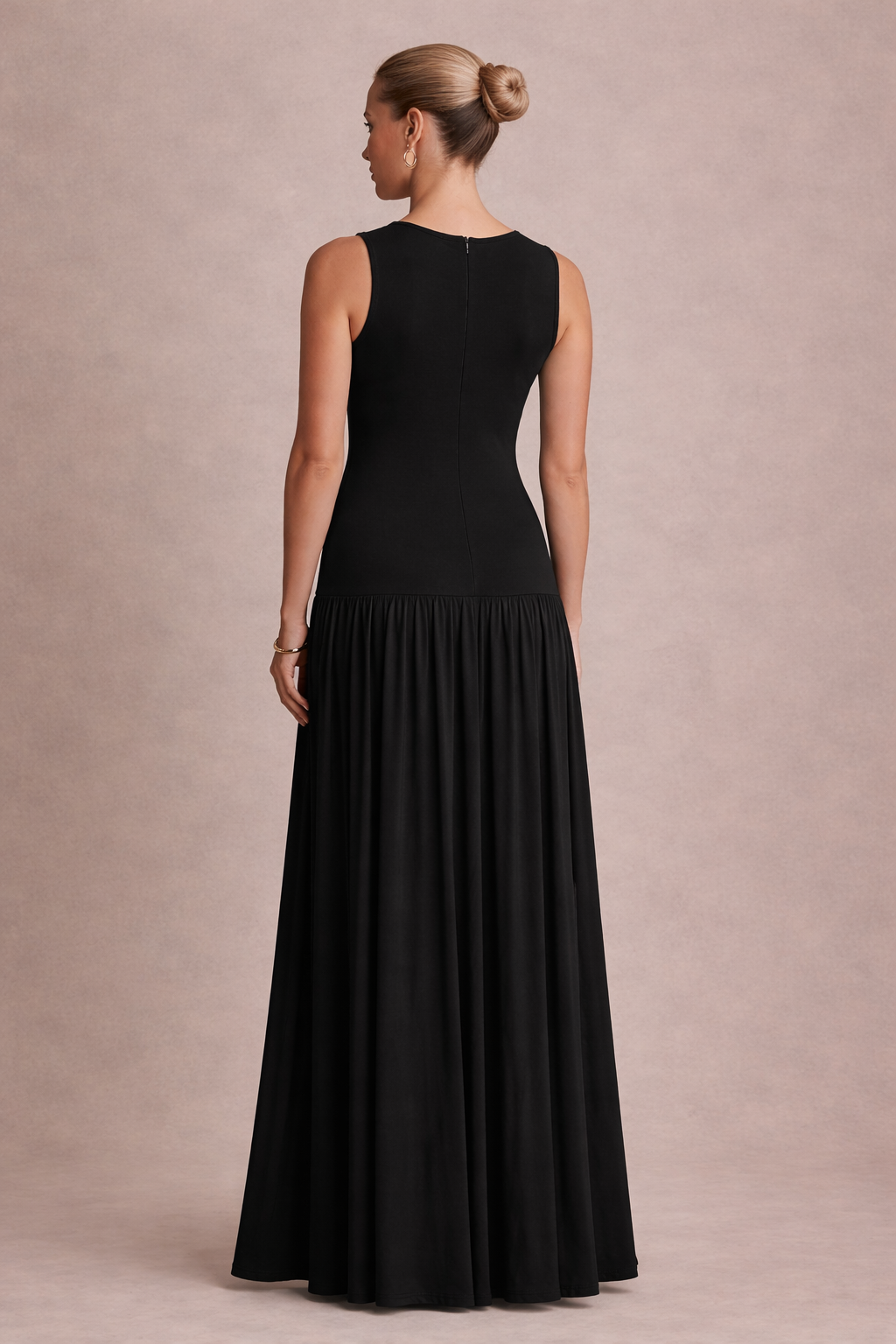 Robe Maxi Maternité Sans Manches Col Rond Plissée