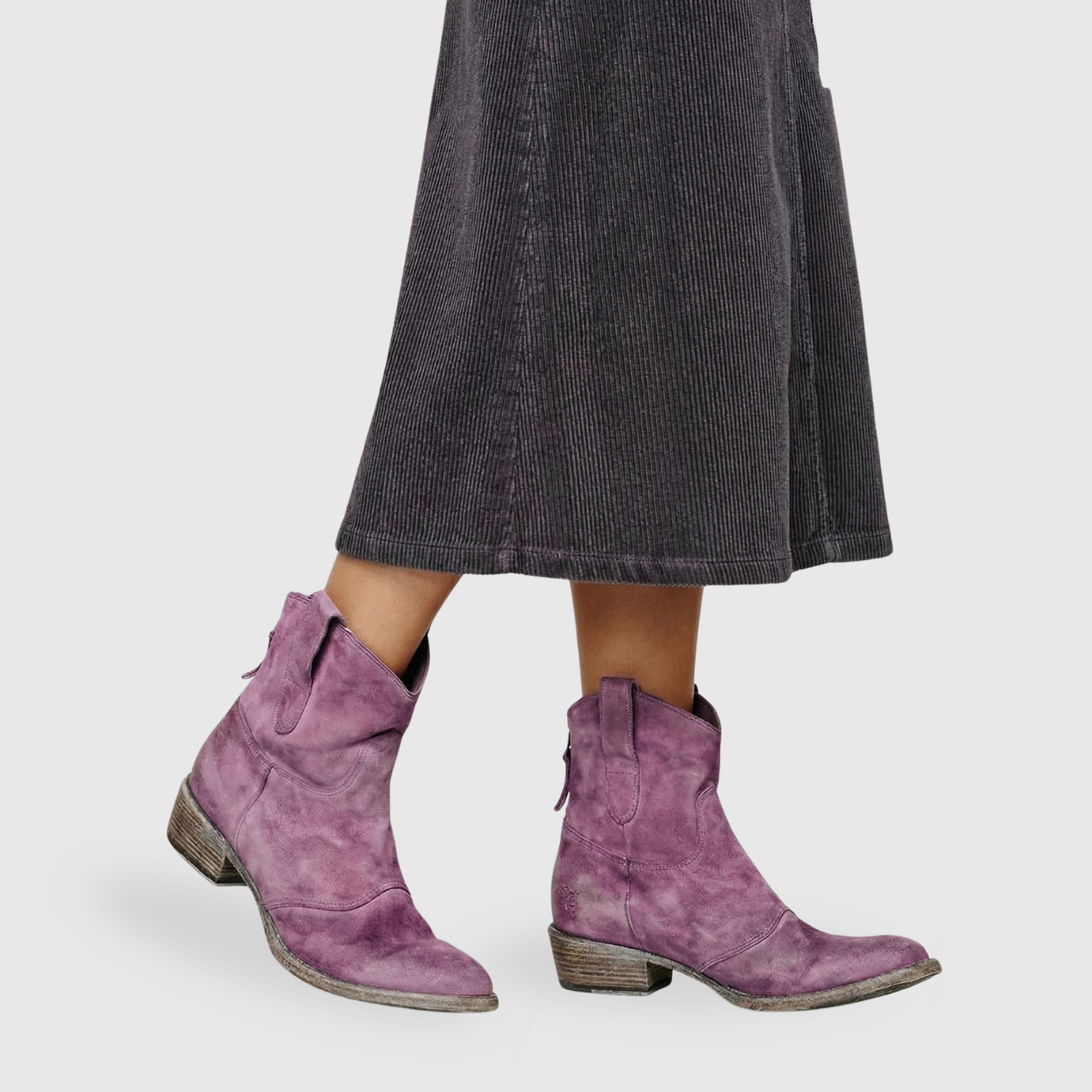 Bottines western femme bout pointu talon bas à enfiler style cowboy