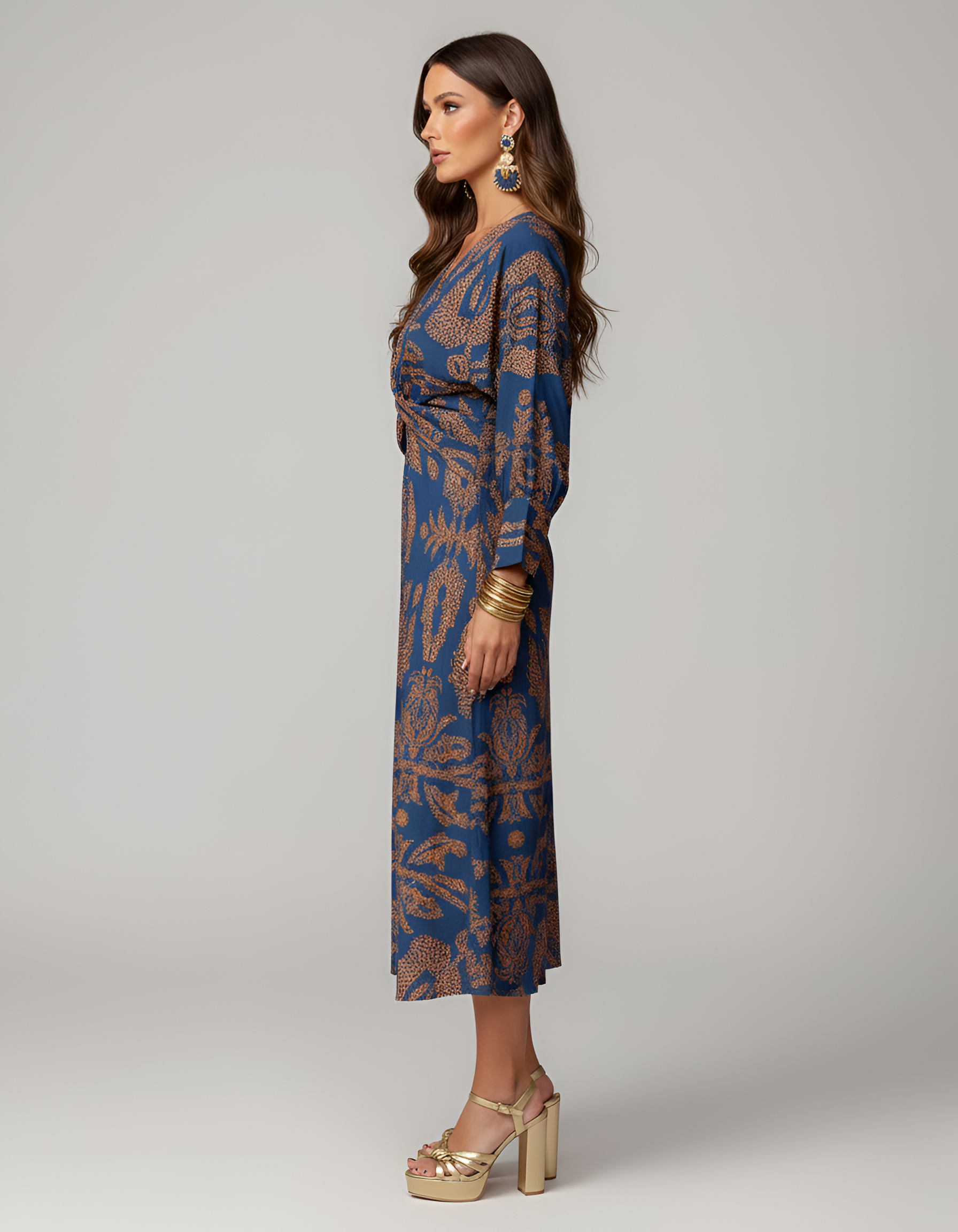 Robe midi femme col V manches longues nœud frontal satiné