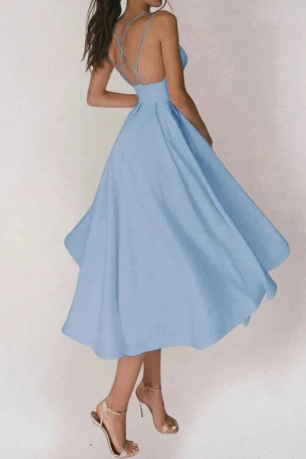 Robe femme col V encolure dégagée coupe élégante