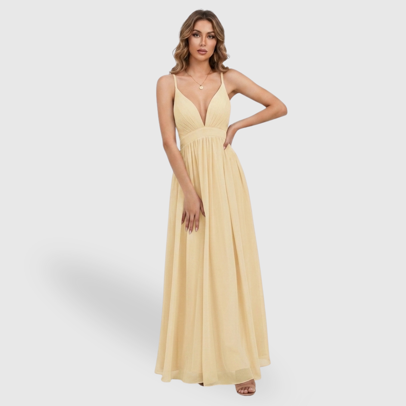 Robe de cérémonie femme longue mousseline bretelles décolleté plongeant