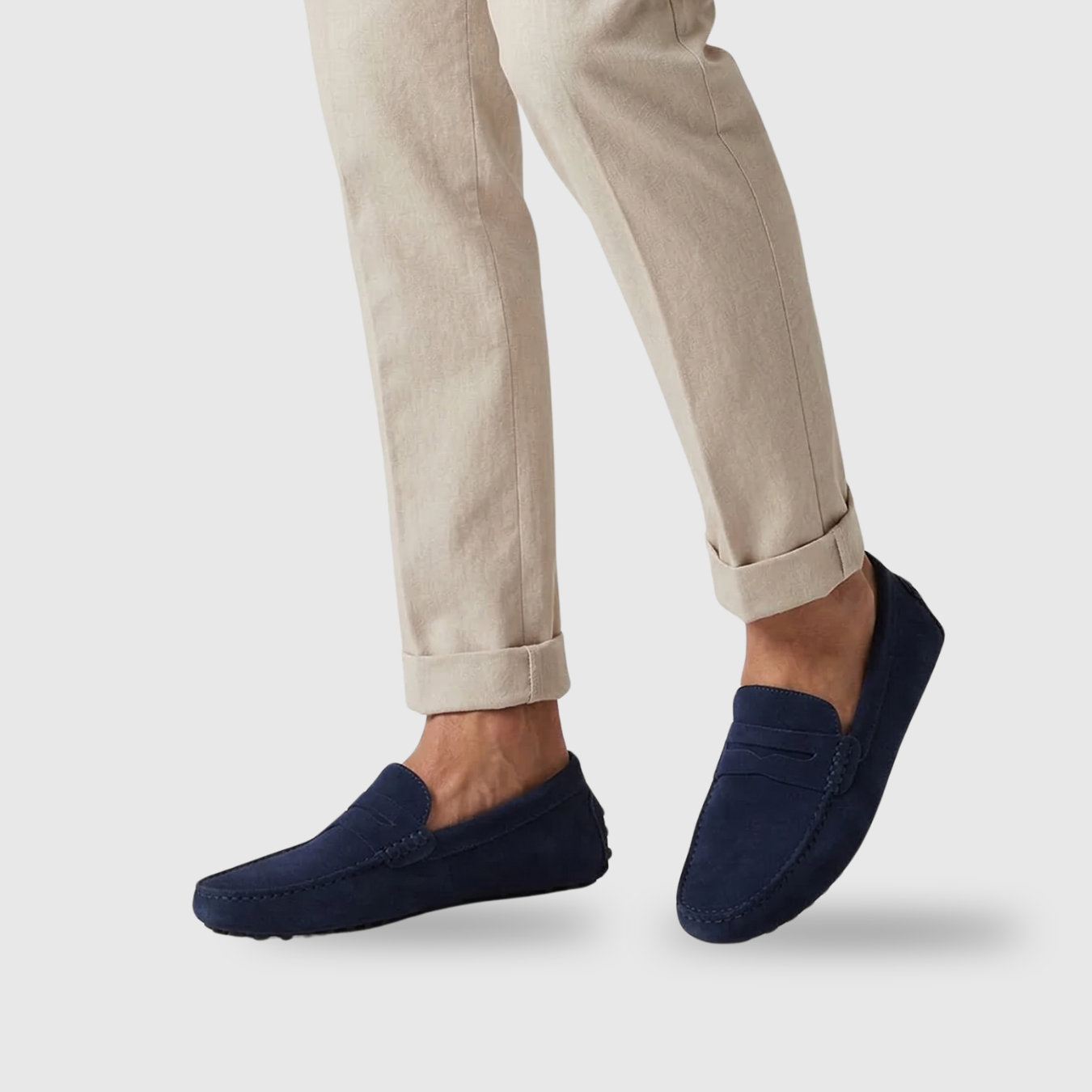 Mocassins homme daim type driving à enfiler semelle souple antidérapante