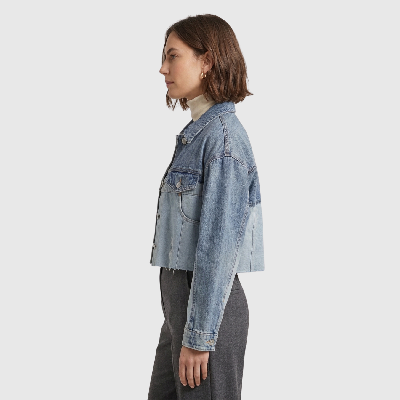 Veste en jean femme courte coupe ample manches longues boutonnée