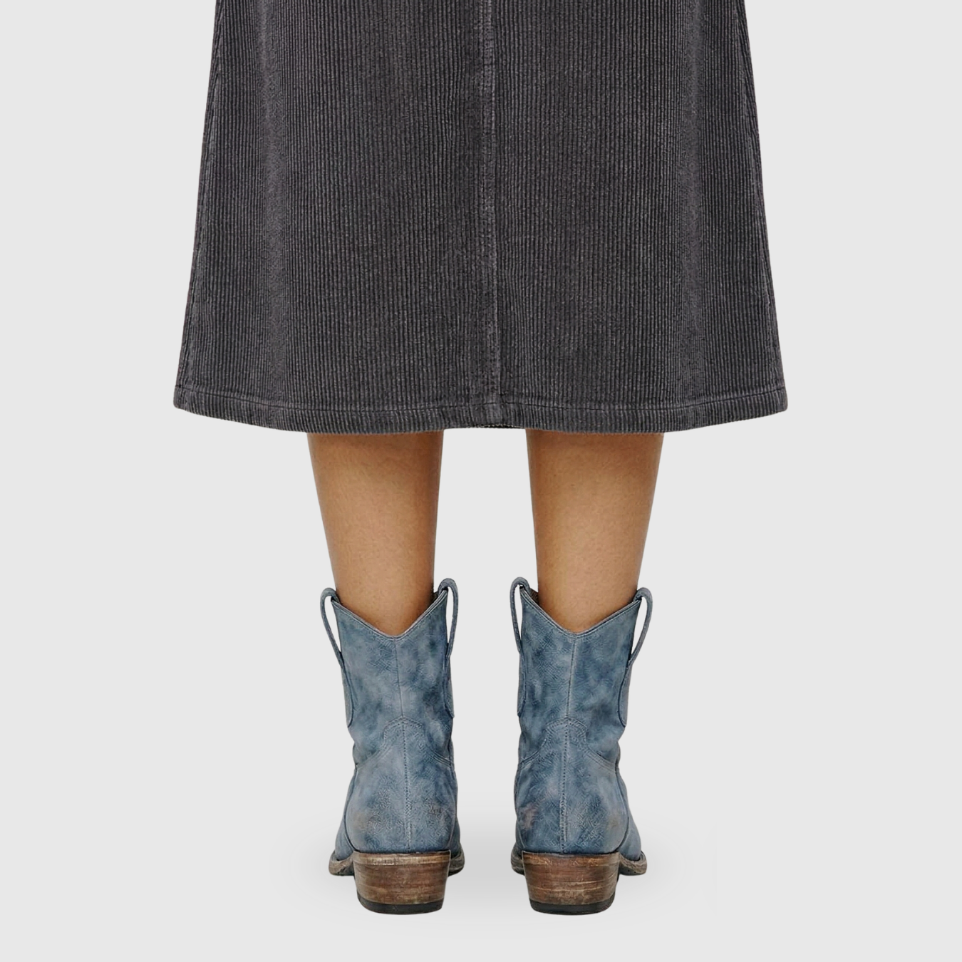 Bottines western femme bout pointu talon bas à enfiler style cowboy