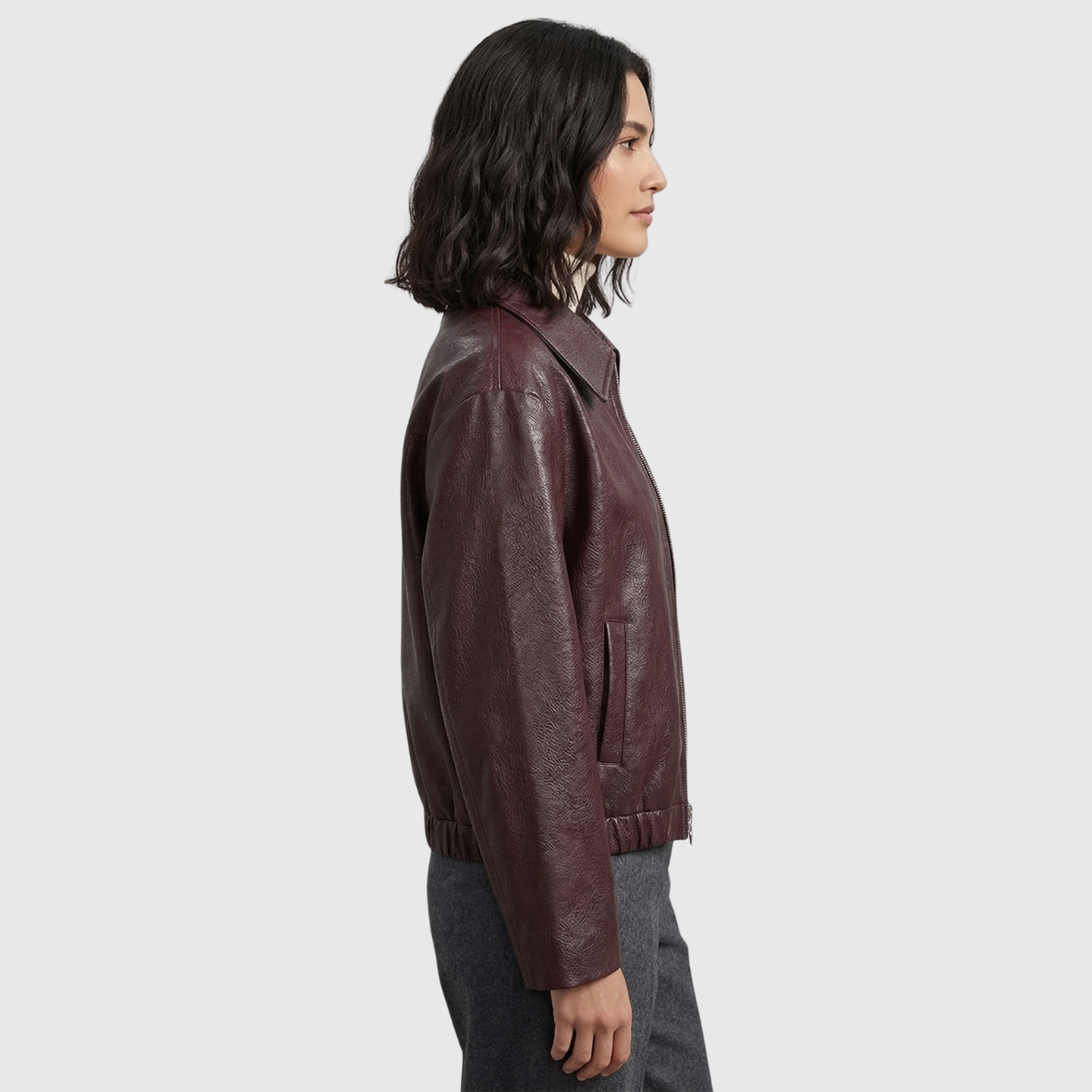 Veste similicuir femme zippée col chemise coupe courte manches longues