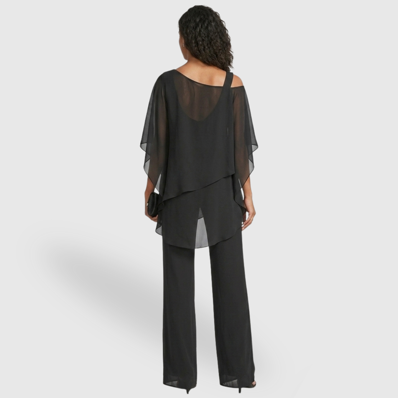 Combinaison femme épaules dénudées pantalon large coupe fluide