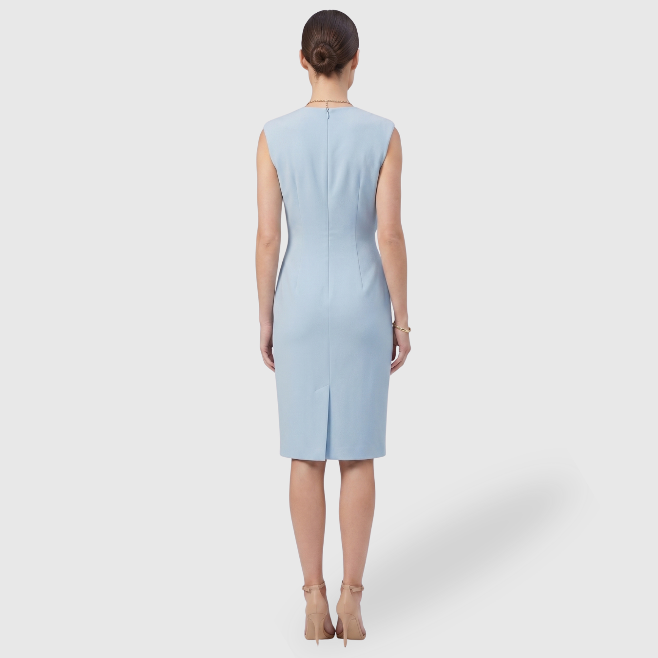 Robe midi femme col goutte d’eau sans manches taille froncée ajustée