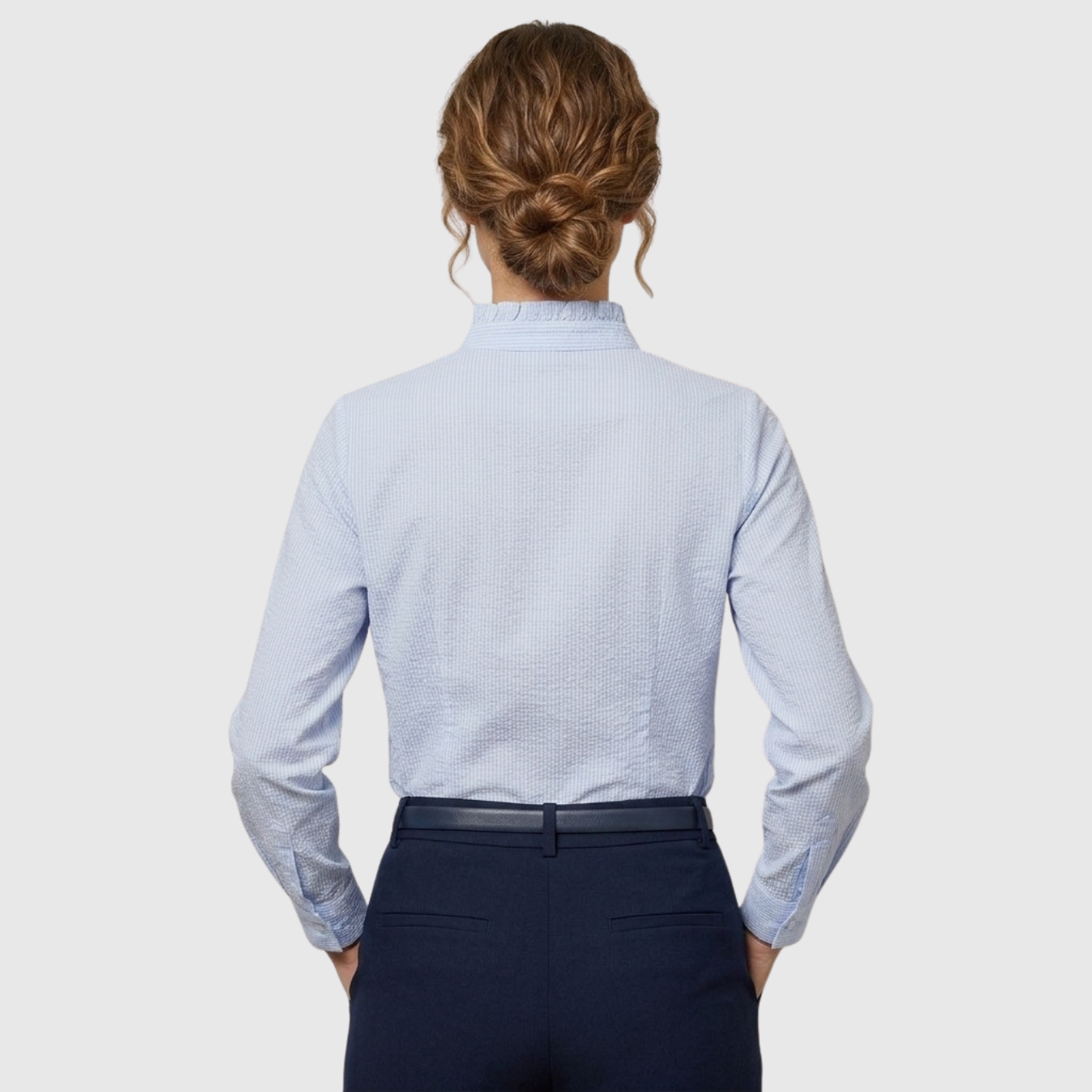 Chemisier femme à volants manches longues boutonné col V