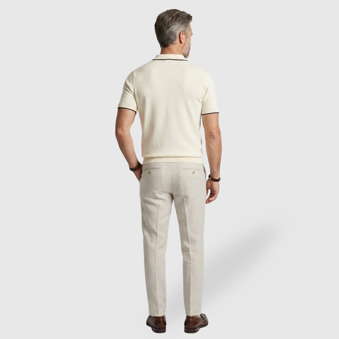 Polo homme manches courtes coupe ajustée col ouvert finition contrastée