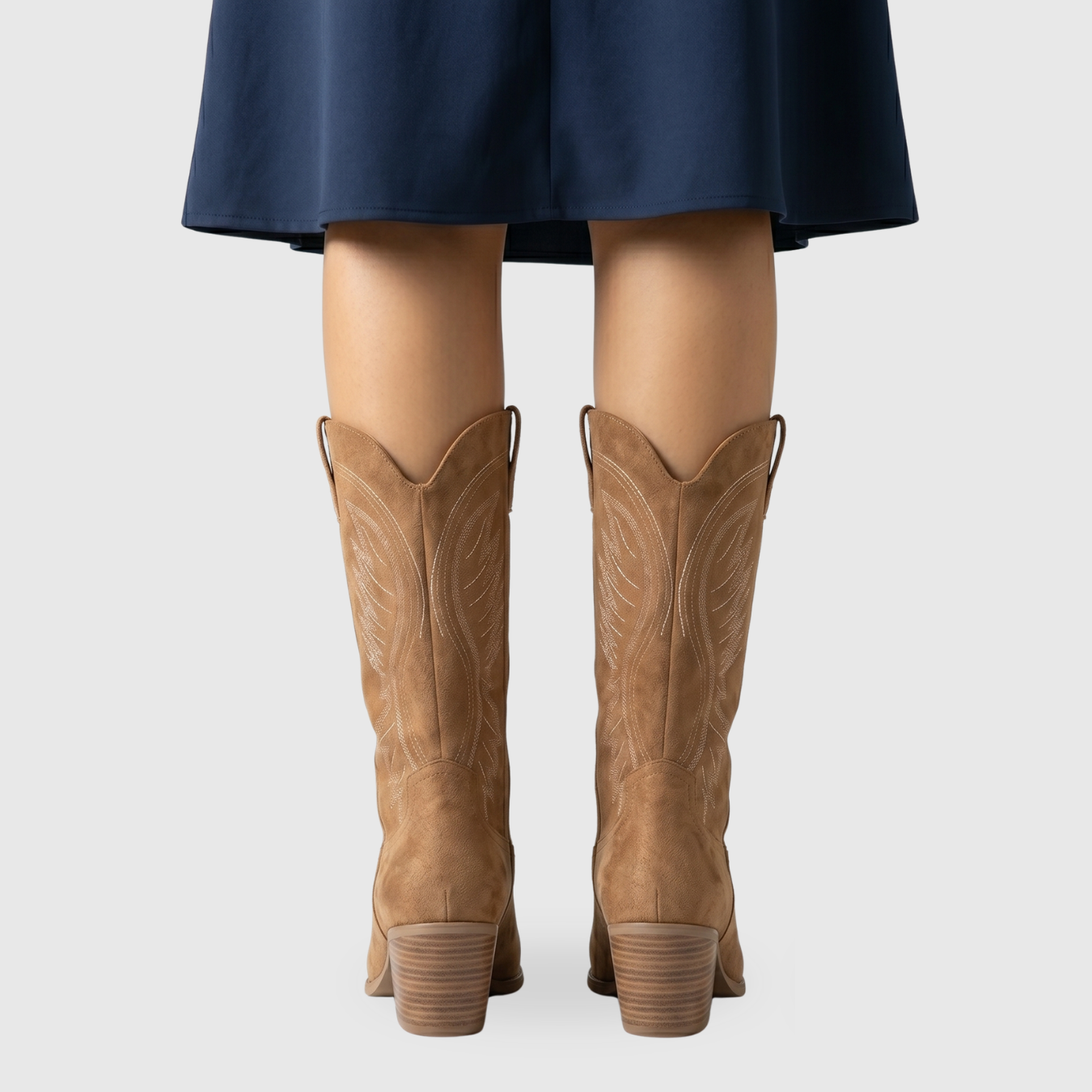 Bottes cowboy femme mi-mollet talon épais bout pointu style western