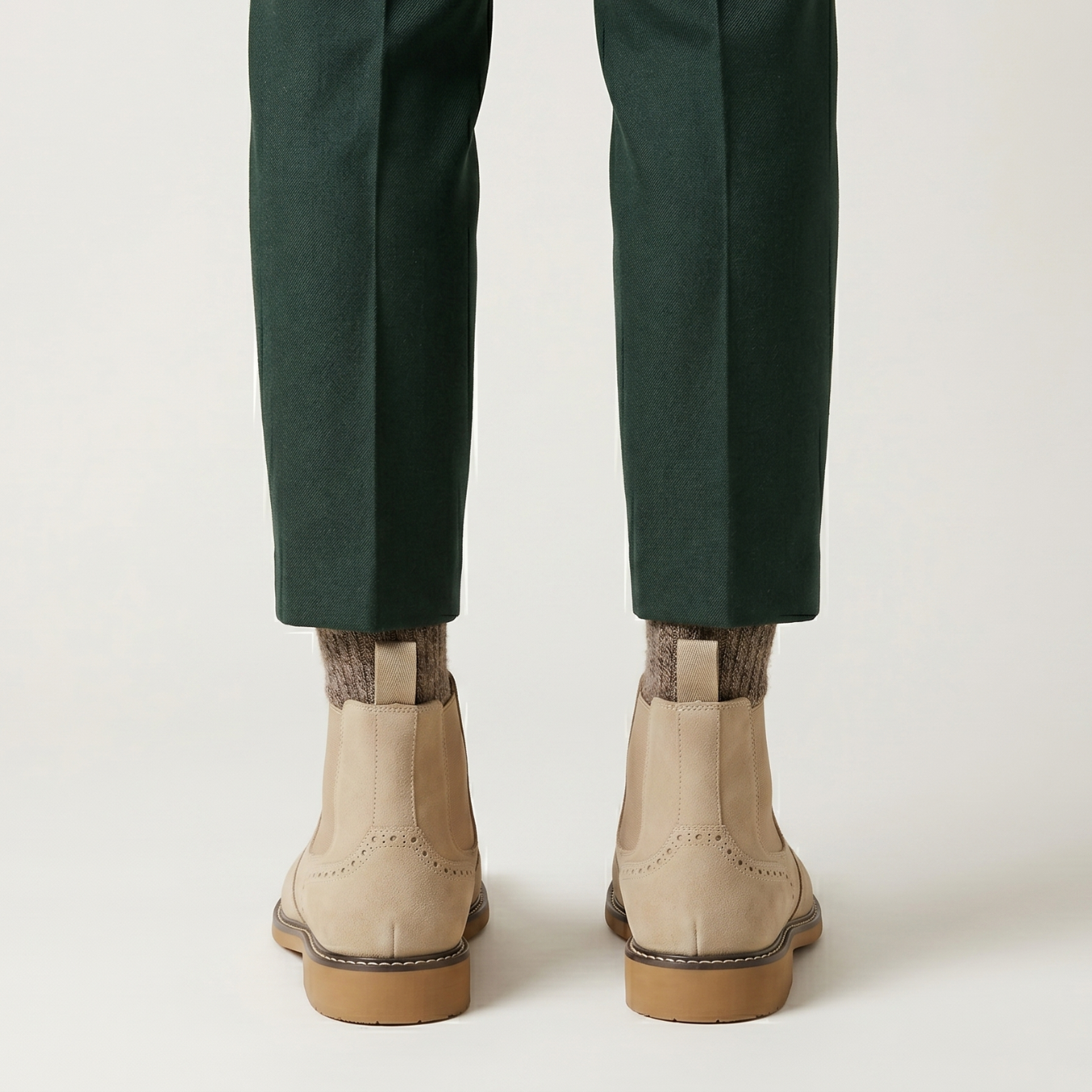 Bottines Chelsea homme suédine style brogue