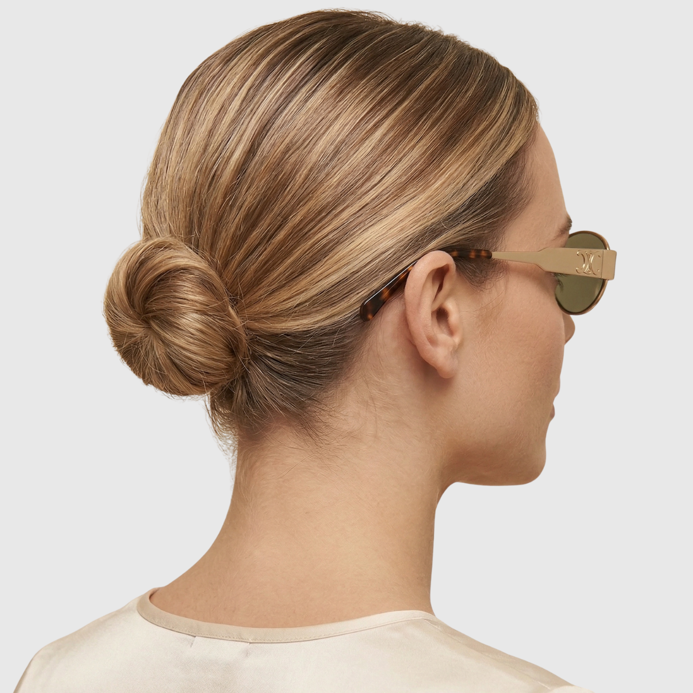 Lunettes de soleil femme ovales monture métal protection UV400 style vintage