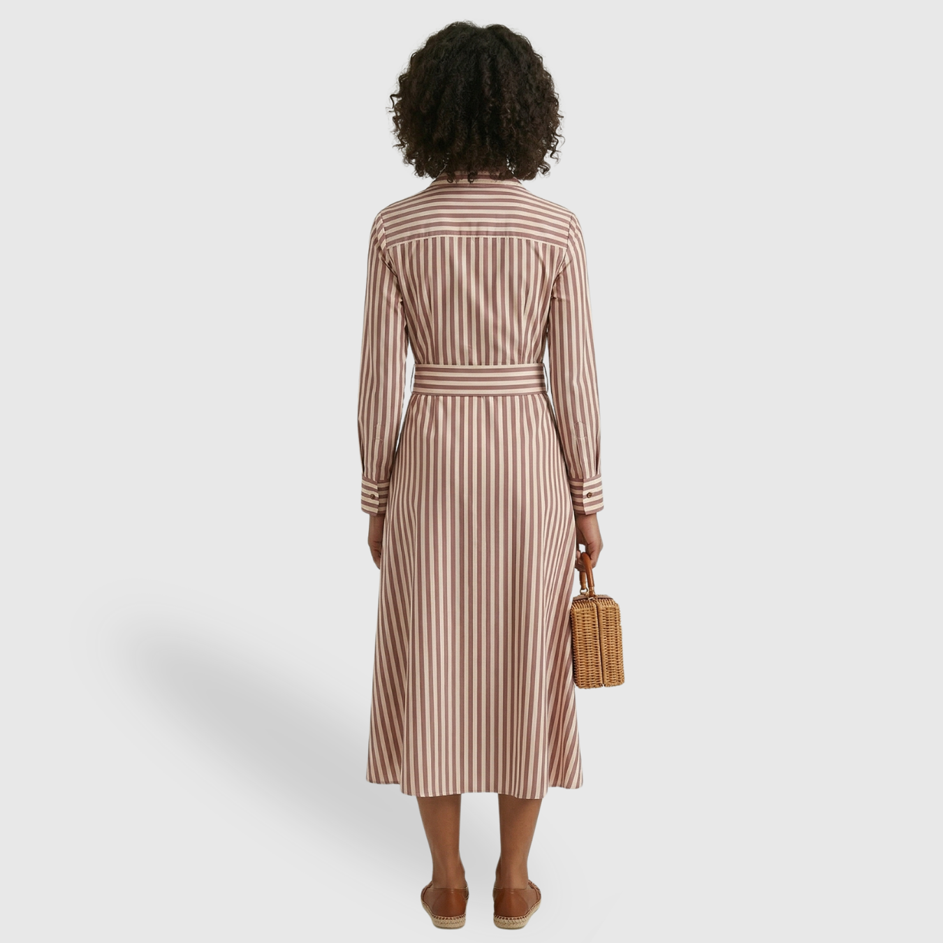Robe chemise femme à rayures manches longues ceinturée col boutonné coupe fluide