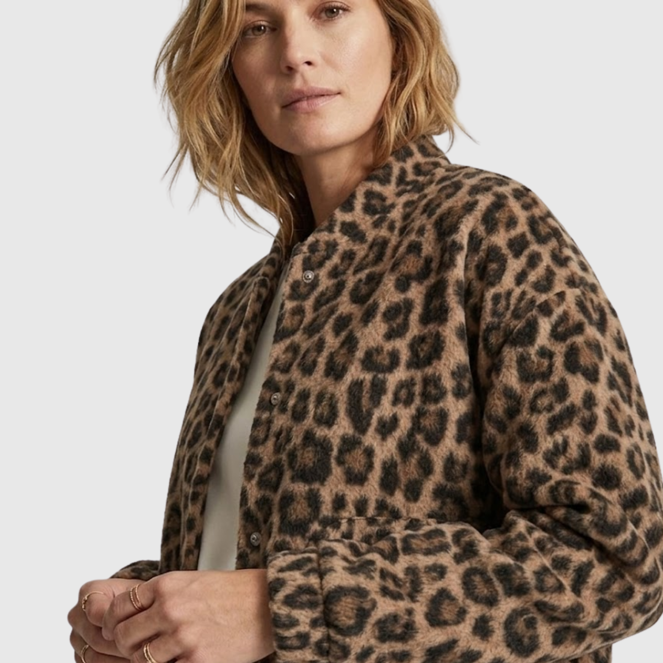 Veste imprimé léopard femme boutonnée col chemise manches longues