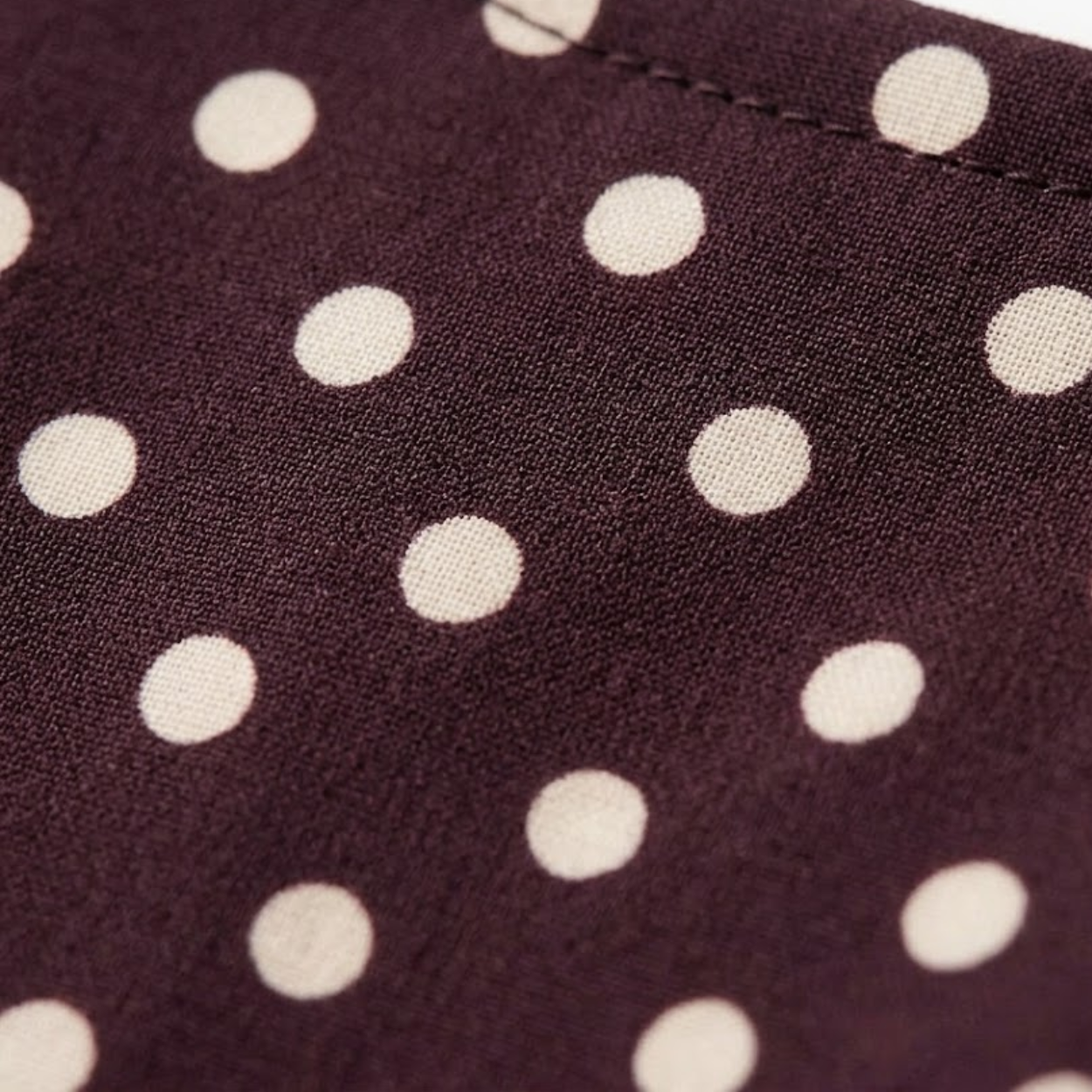 Robe courte épaules dénudées femme à pois avec laçage frontal