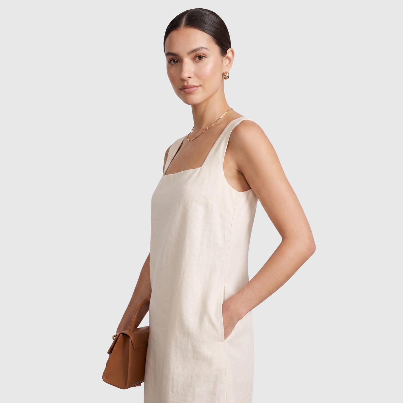 Robe courte femme en lin sans manches col carré