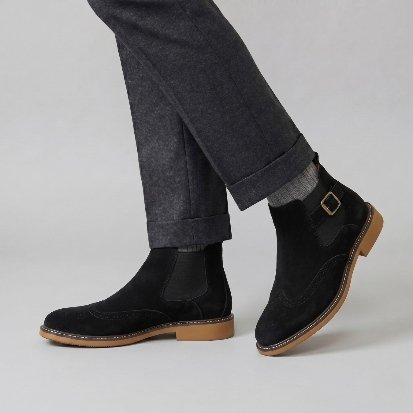Bottines Chelsea homme suédine style brogue