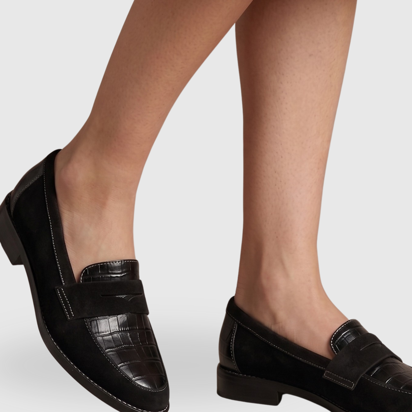 Mocassins femme effet croco sans lacets style mule élégante