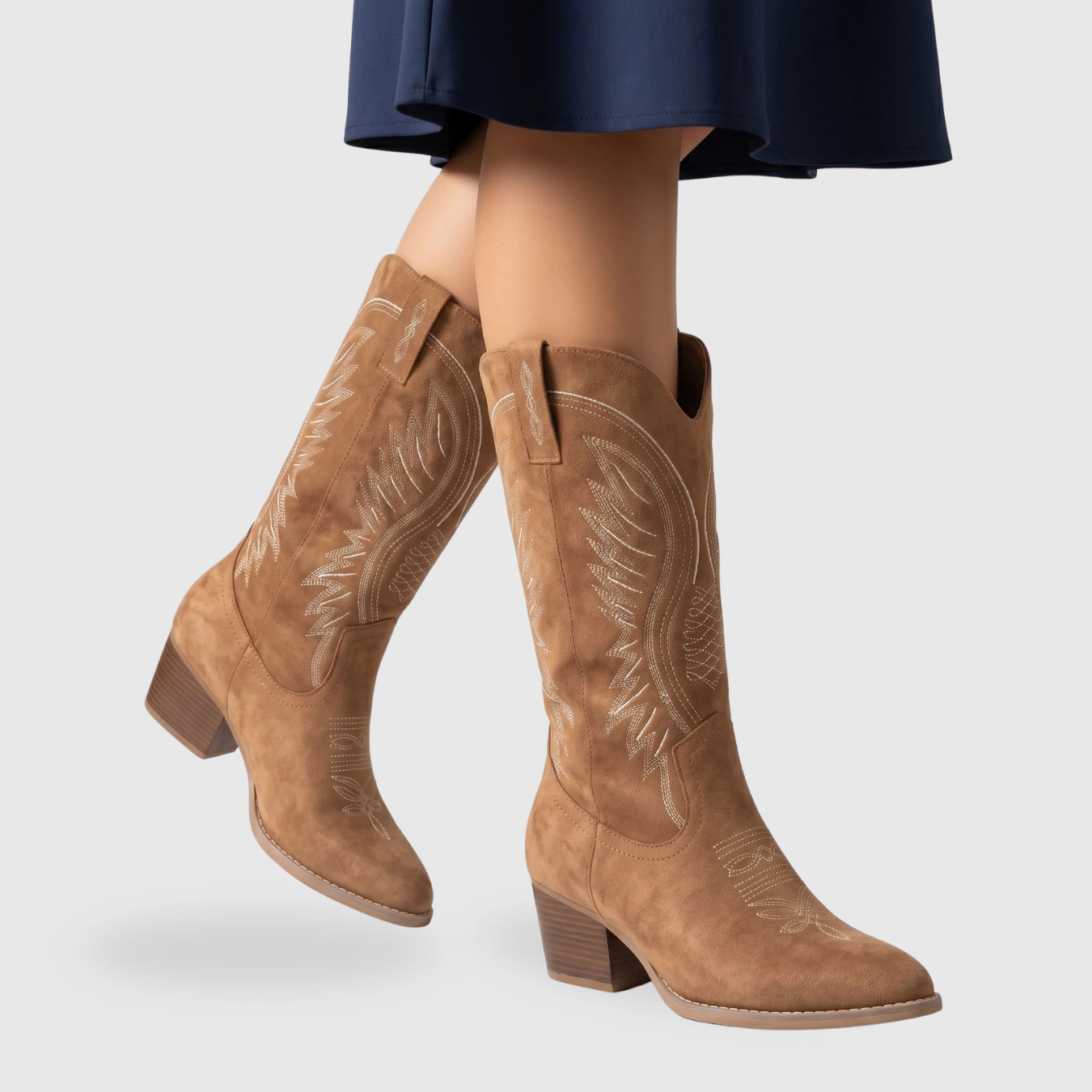 Bottes cowboy femme mi-mollet talon épais bout pointu style western