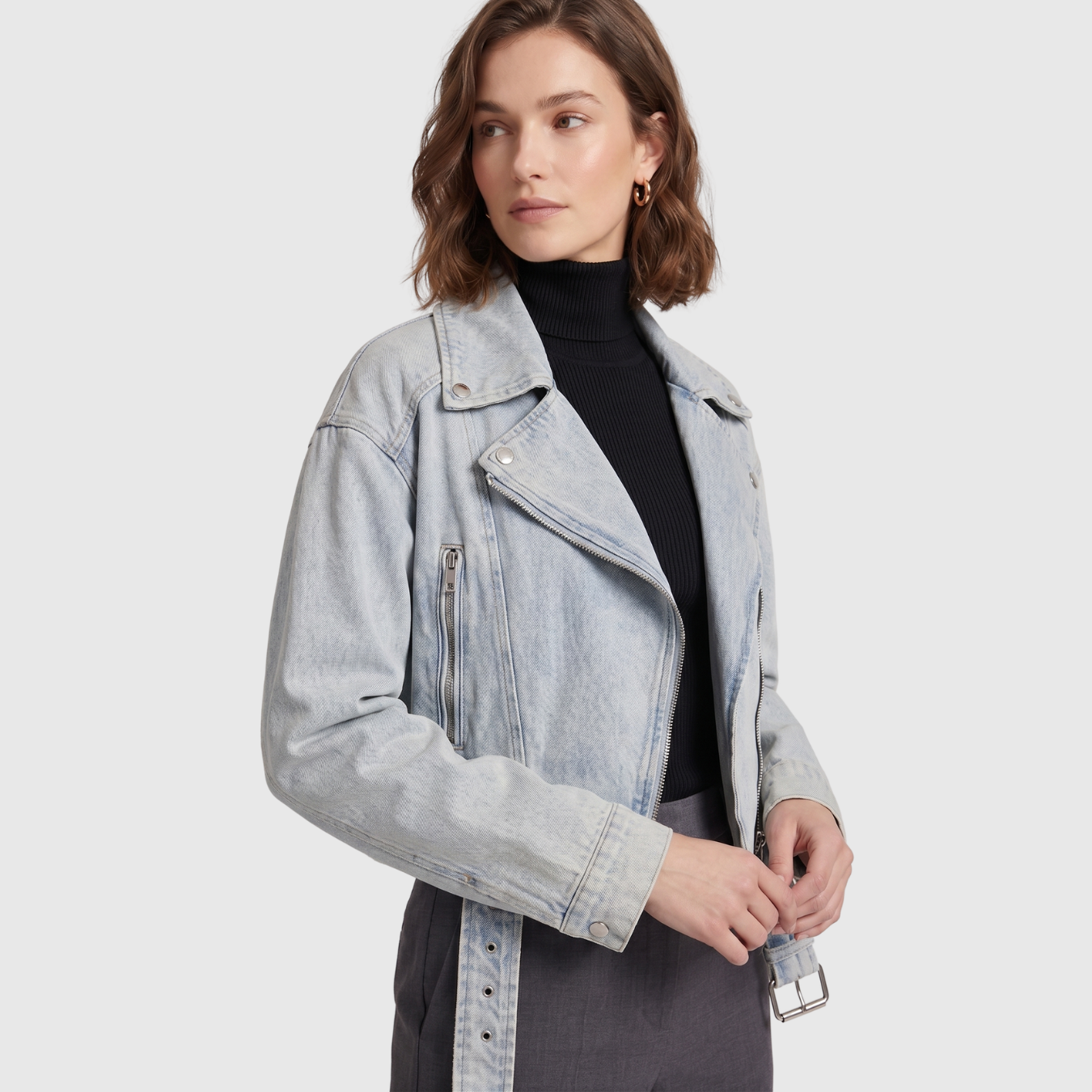 Veste en jean femme coupe courte style biker zippée