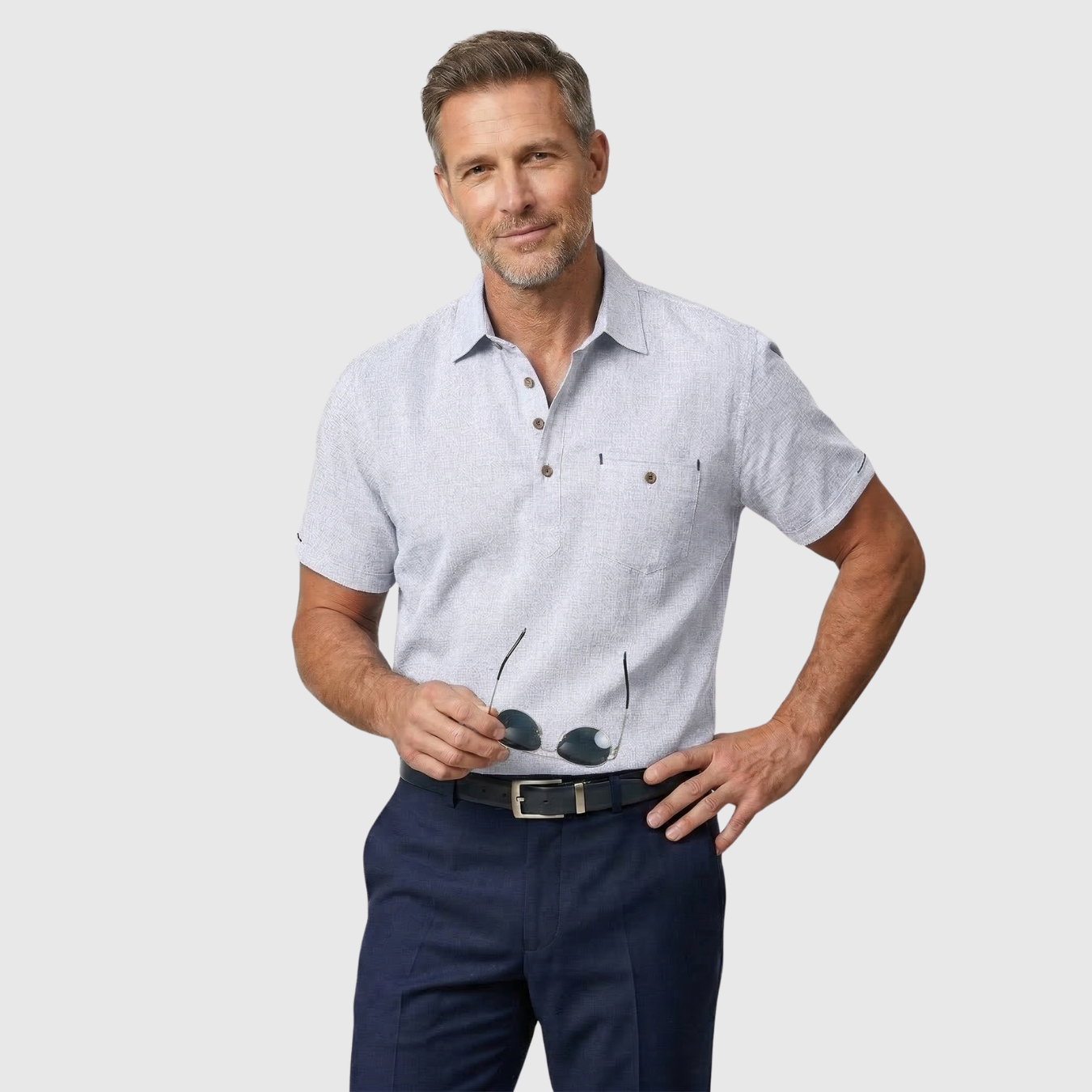 Polo homme en lin manches courtes col boutonné coupe décontractée été