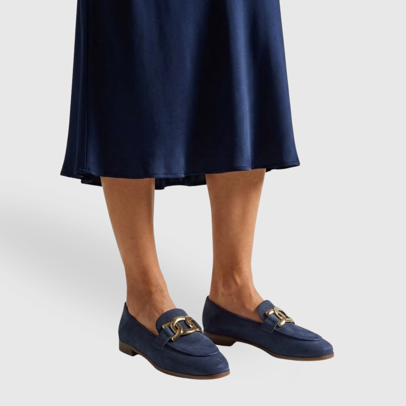 Mocassins femme en suédine à mors métallique