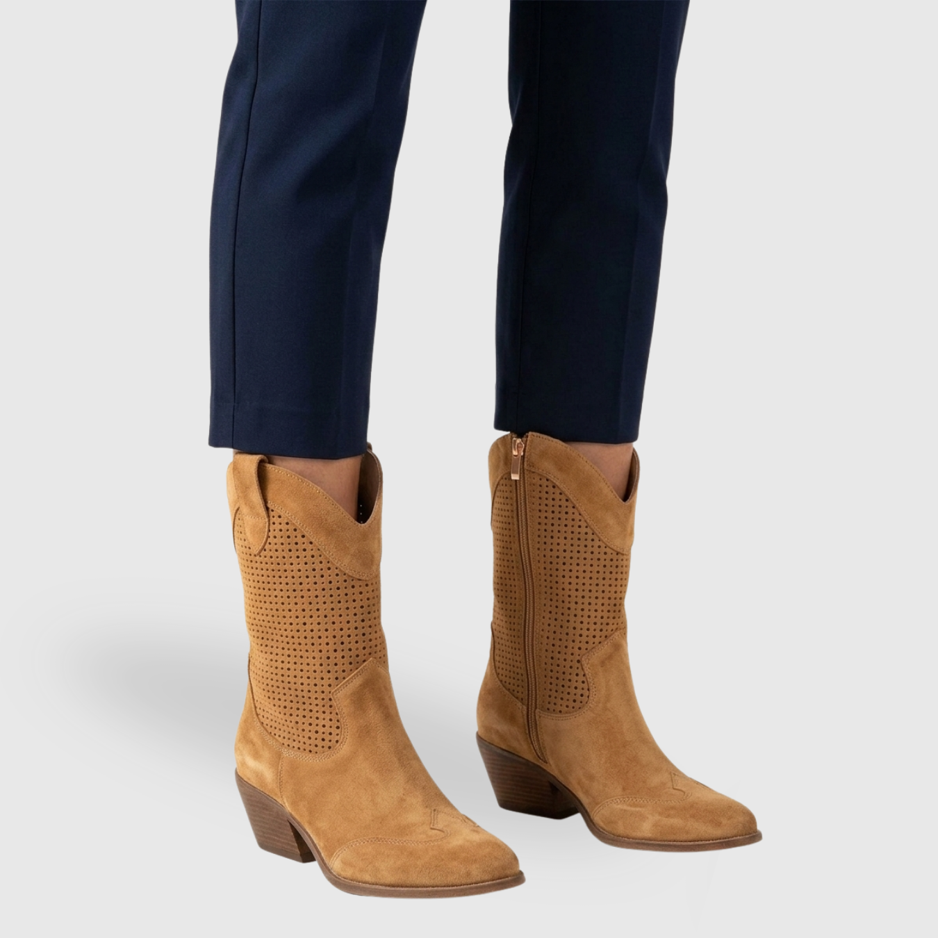 Bottes cowboy femme mi-mollet perforées talon bloc fermeture zippée