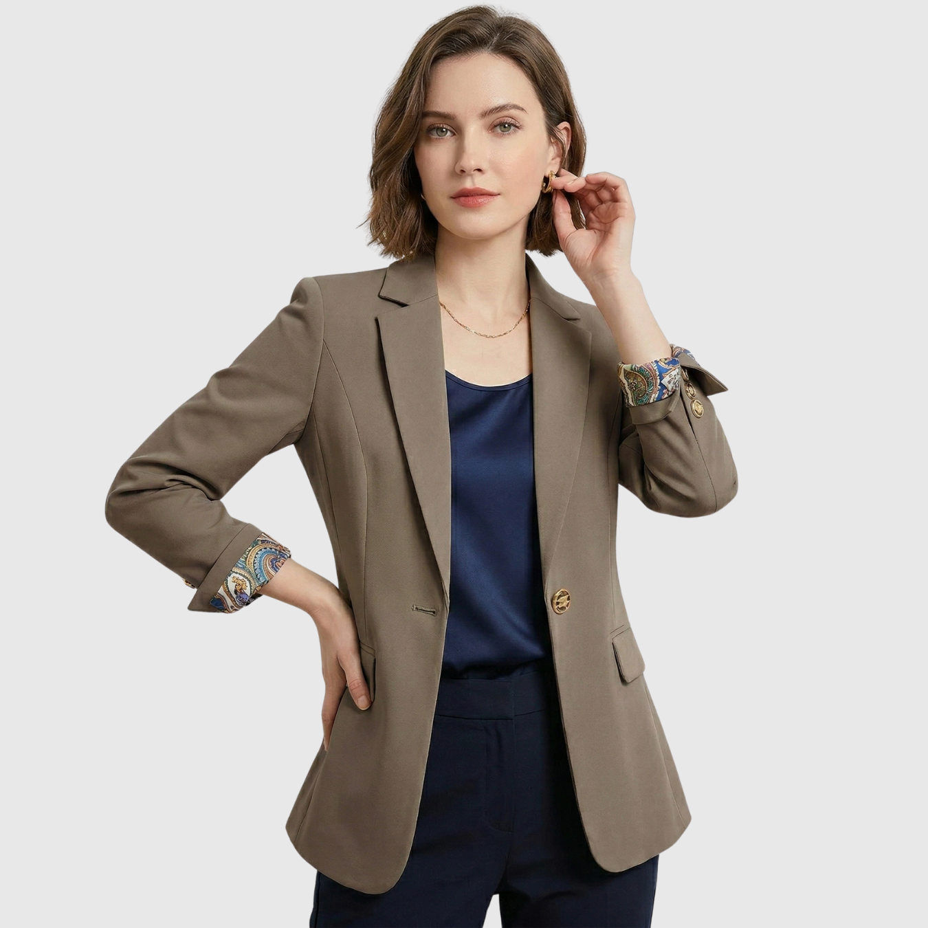 Blazer femme coupe structurée cintrée fermeture boutonnée veste tailleur