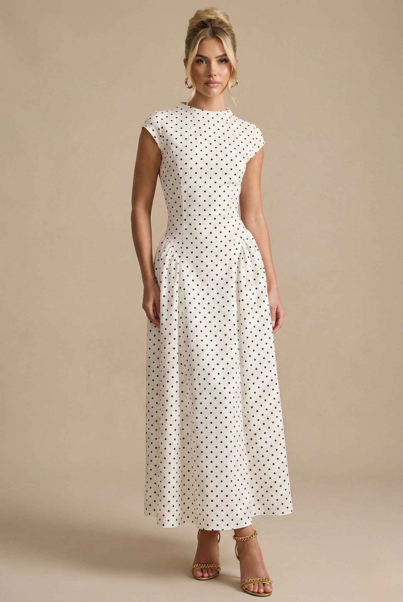 Robe maxi femme à pois col rond manches courtes