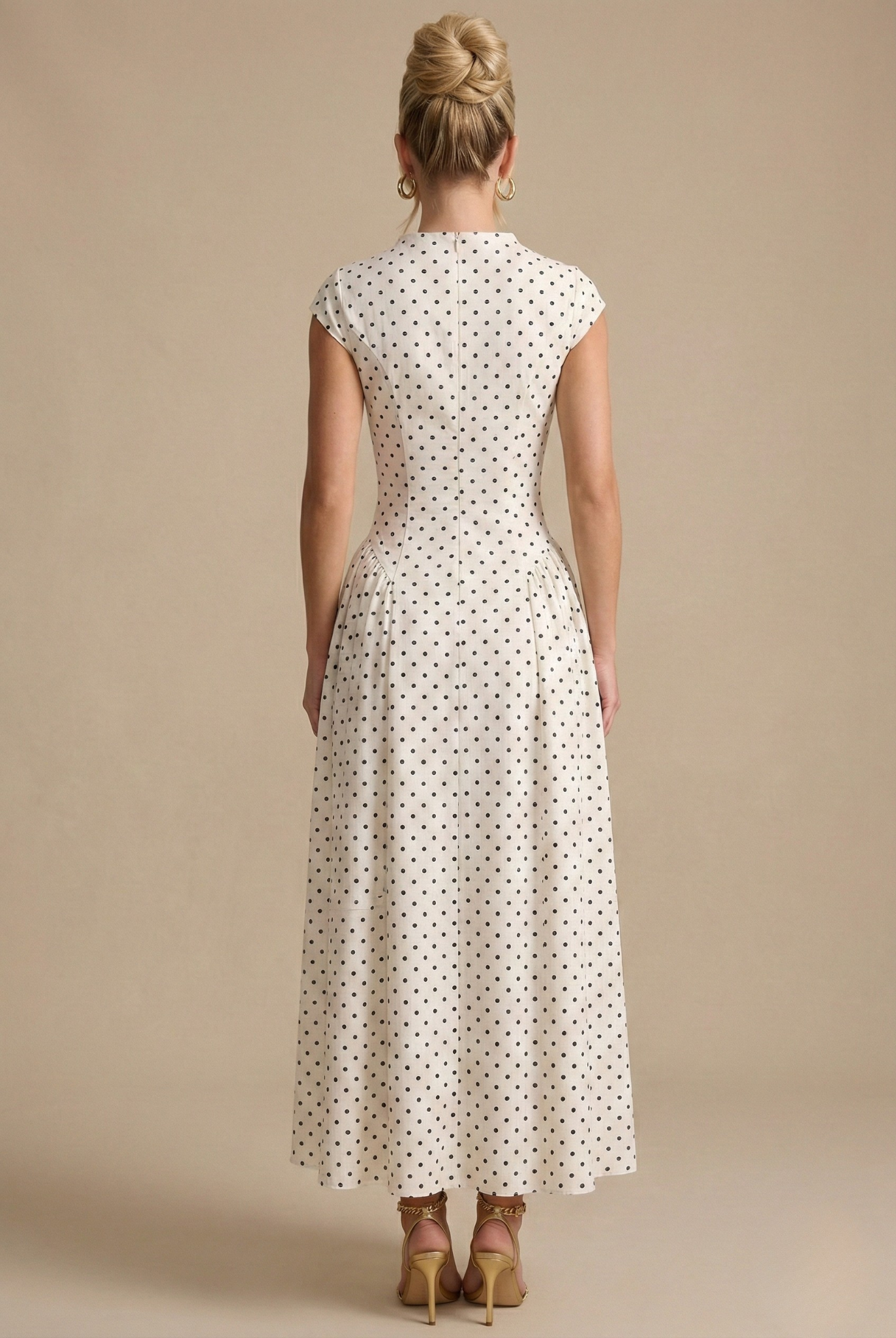 Robe maxi femme à pois col rond manches courtes