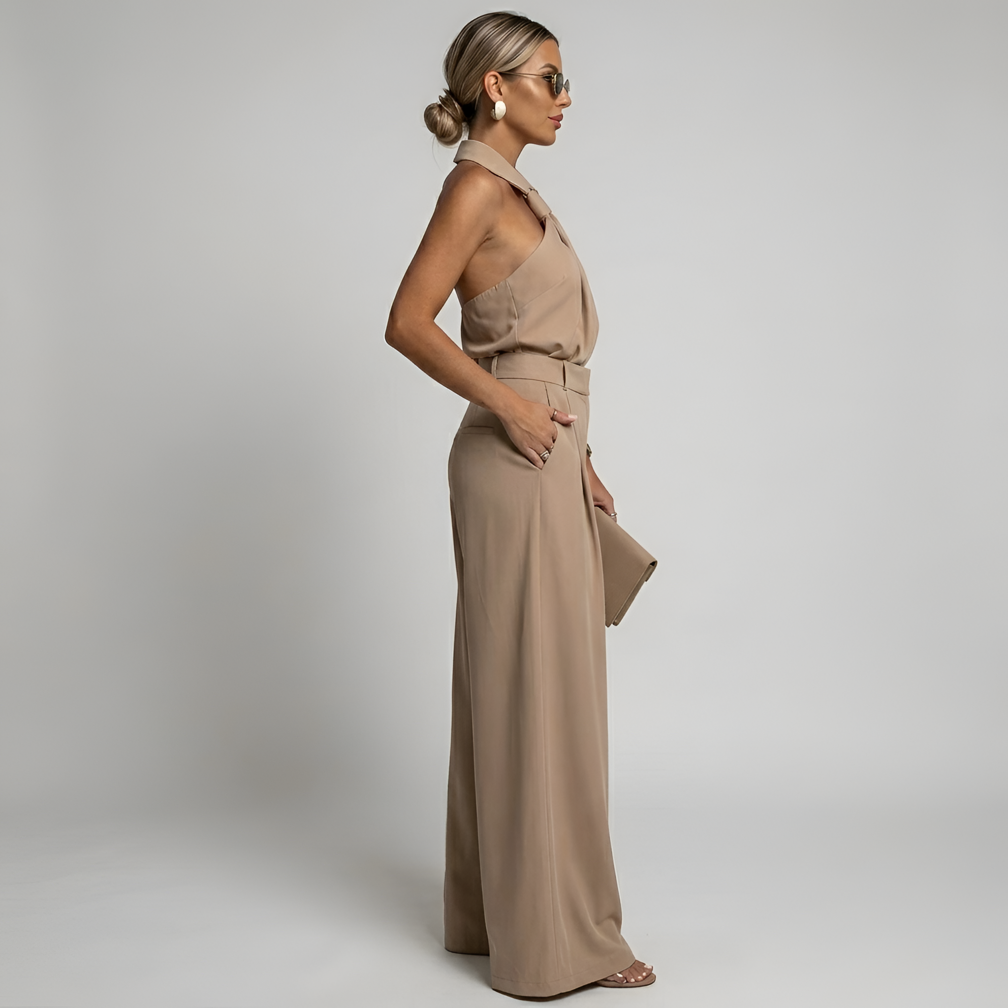 Combinaison femme pantalon palazzo et top halter col montant